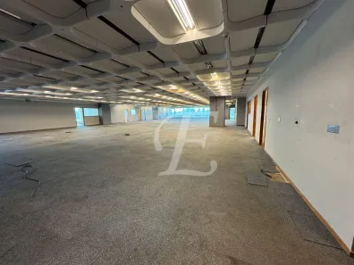 Sala Comercial à venda, 2844m² no Jardim São Luís, São Paulo