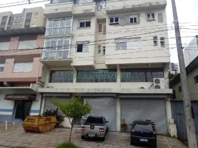 Ponto Comercial para alugar, 300m² no Pio X, Caxias do Sul