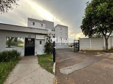 Apartamento com 2 Quartos para alugar, 53m² no Laranjeiras, Uberlândia