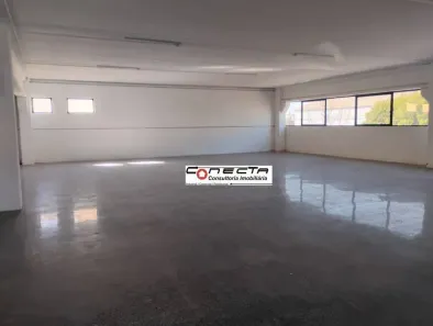 Sala Comercial para alugar, 235m² no Vila Bressani, Paulínia