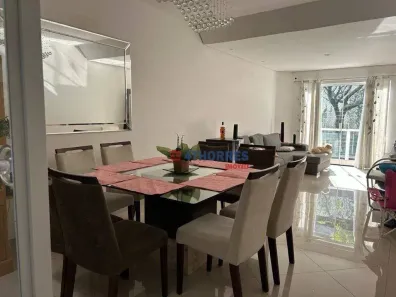 Casa com 3 Quartos à venda, 180m² no Jardim Monte Kemel, São Paulo