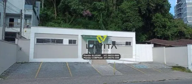 Sala Comercial para alugar, 122m² no Garcia, Blumenau
