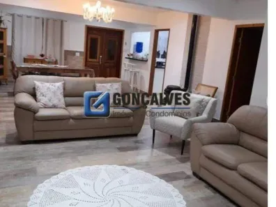 Fazenda/Sítio com 4 Quartos à venda, 179m² no Zanzala, São Bernardo do Campo