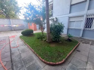 Apartamento com 2 Quartos à venda, 49m² no Menino Deus, Porto Alegre