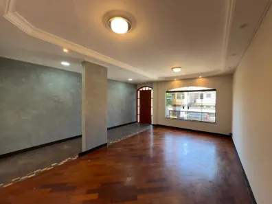 Sobrado com 3 Quartos à venda, 207m² no Jardim Avelino, São Paulo