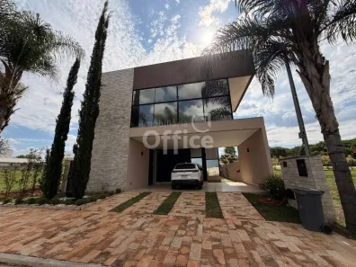 Casa de Condomínio com 4 Quartos para alugar, 334m² no Condomínio Residencial Gaudi, Anápolis