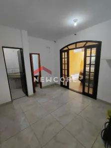 Sobrado com 2 Quartos à venda, 120m² no Jardim América, Taboão da Serra