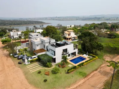 Casa com 3 Quartos à venda, 190m² no Condomínio Riviera de Santa Cristina XIII, Paranapanema
