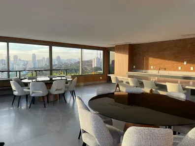 Apartamento com 2 Quartos para alugar, 135m² no Cerqueira César, São Paulo