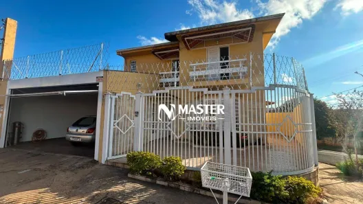 Sobrado com 4 Quartos à venda, 189m² no Betel, Marília