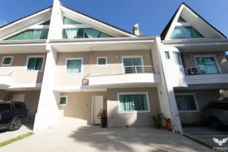 Casa de Condomínio com 3 Quartos à venda, 154m² no Santa Felicidade, Curitiba