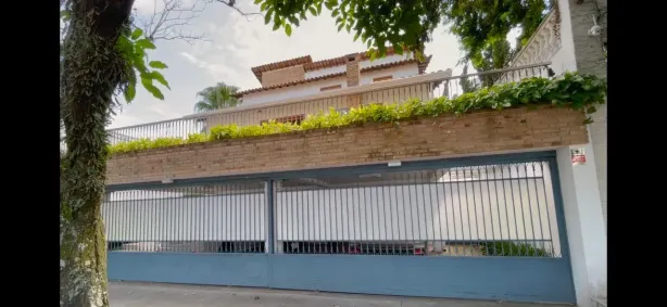 Casa com 4 Quartos para alugar, 395m² no Bela Aliança, São Paulo