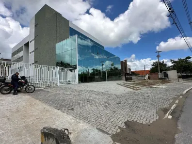 Prédio Residencial para alugar, 1751m² no Jardim Tavares, Campina Grande