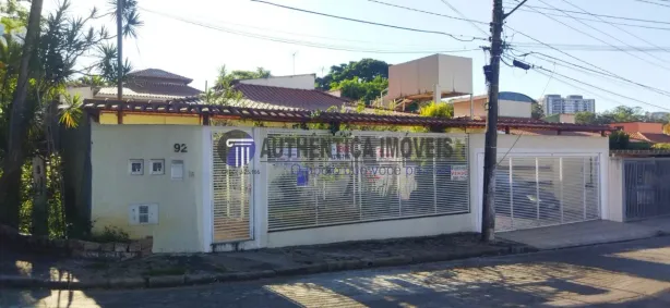Casa com 3 Quartos à venda, 317m² no Parque Continental, São Paulo