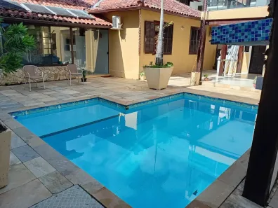 Casa de Condomínio com 3 Quartos à venda, 170m² no Piratininga, Niterói