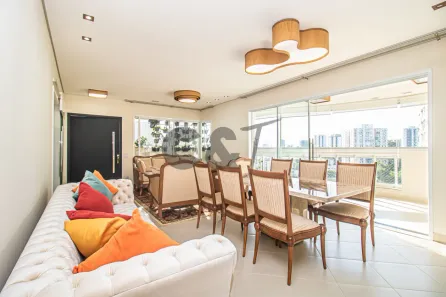 Apartamento com 3 Quartos à venda, 190m² no Vila Sofia, São Paulo