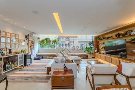 Apartamento com 3 Quartos à venda, 190m² no Cerqueira César, São Paulo