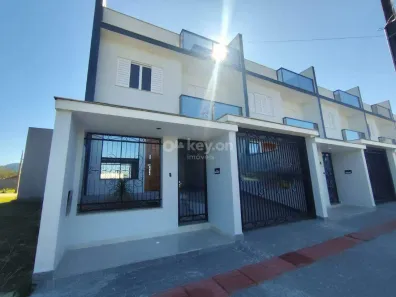 Casa com 3 Quartos para alugar, 250m² no Monte Castelo, Tubarão
