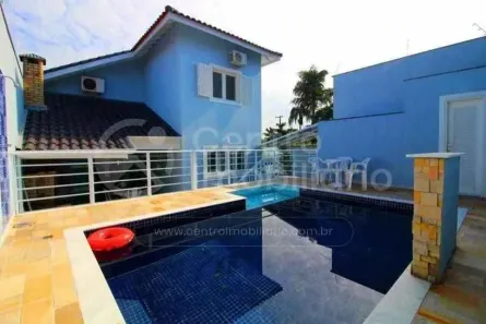 Casa com 3 Quartos à venda, 198m² no Centro, Peruíbe