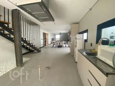 Casa com 4 Quartos à venda, 220m² no Três Figueiras, Porto Alegre