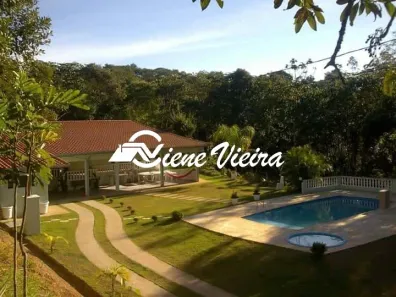 Fazenda/Sítio com 3 Quartos para alugar, 4000m² no Canjicas, Arujá
