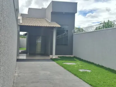 Casa com 3 Quartos à venda, 222m² no Residencial Tuzimoto, Goiânia