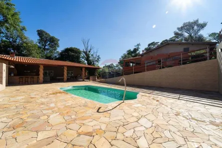 Fazenda/Sítio com 3 Quartos à venda, 529m² no Loteamento Pinheirinho, Jundiaí