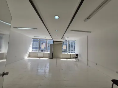 Sala Comercial para alugar, 70m² no Centro, Florianópolis
