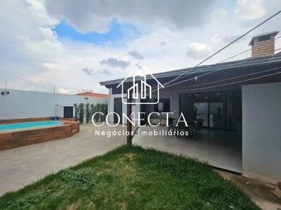 Casa com 4 Quartos à venda, 195m² no Dona Zulmira, Uberlândia