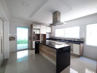 Sobrado com 4 Quartos à venda, 362m² no City Bussocaba, Osasco