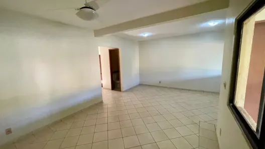 Casa de Condomínio com 3 Quartos à venda, 200m² no Jardim Vitória, Goiânia