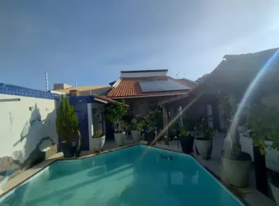 Casa com 5 Quartos à venda, 240m² no Atalaia, Aracaju