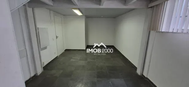 Sala Comercial para venda ou aluguel, 56m² no Itaipu, Niterói