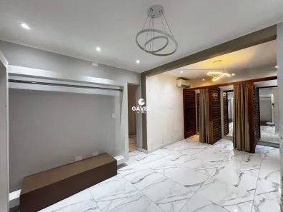 Ponto Comercial com 3 Quartos para alugar, 200m² no Gonzaga, Santos