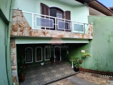 Sobrado com 3 Quartos à venda, 150m² no Jardim Guapituba, Mauá