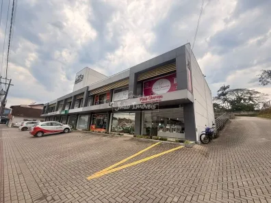 Sala Comercial para alugar, 124m² no Jardim Maluche, Brusque
