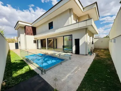 Casa de Condomínio com 4 Quartos à venda, 271m² no Nova Uberlândia, Uberlândia