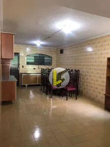 Sobrado com 4 Quartos à venda, 150m² no Parque Jaçatuba, Santo André