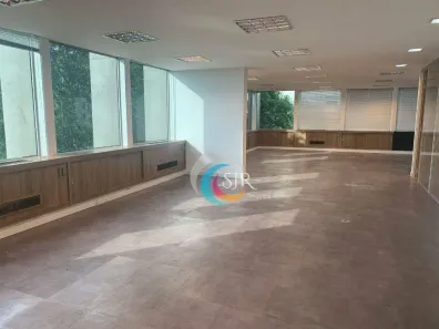 Sala Comercial para alugar, 198m² no Jardim Europa, São Paulo