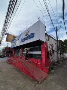 Ponto Comercial com 3 Quartos para alugar, 90m² no Chapada, Manaus