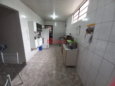 Casa com 3 Quartos à venda, 135m² no Conjunto Habitacional Arco-Íris (Cecap), Rio Claro