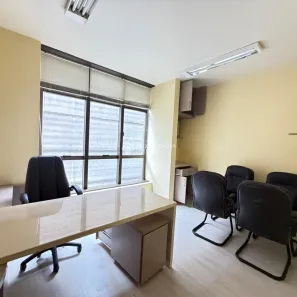 Sala Comercial à venda, 27m² no Cidade Baixa, Porto Alegre