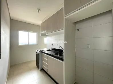 Apartamento com 2 Quartos para alugar, 75m² no Centro, Cascavel