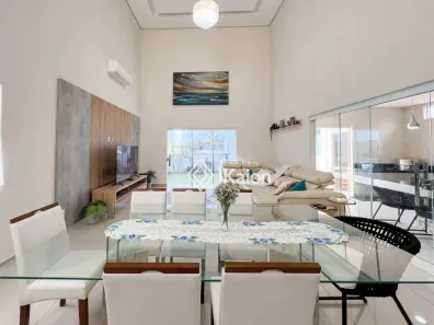 Casa de Condomínio com 4 Quartos à venda, 280m² no Portal dos Bandeirantes Salto, Salto