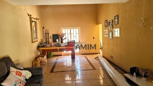 Casa com 4 Quartos à venda, 400m² no Camboinhas, Niterói