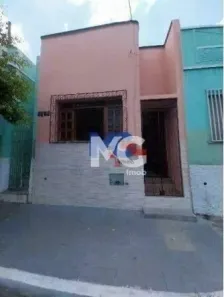 Casa com 2 Quartos à venda, 135m² no Centro, Juazeiro do Norte