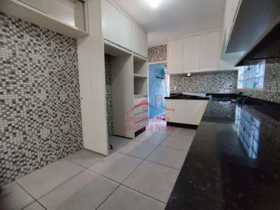 Casa com 3 Quartos à venda, 110m² no Catuai, Londrina