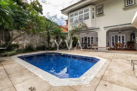 Casa com 4 Quartos à venda, 600m² no Jardim Sílvia (Zona Oeste), São Paulo