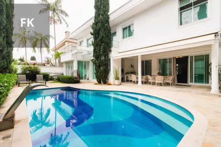 Casa de Condomínio com 5 Quartos para venda ou aluguel, 600m² no Alphaville Residencial Um, Barueri