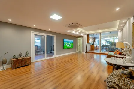 Apartamento com 3 Quartos para venda ou aluguel, 155m² no Moinhos de Vento, Porto Alegre